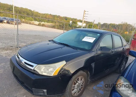 2008 Ford Focus Se/Ses z USA, uszkodzony, nr VIN 1FAHP35N08W284698